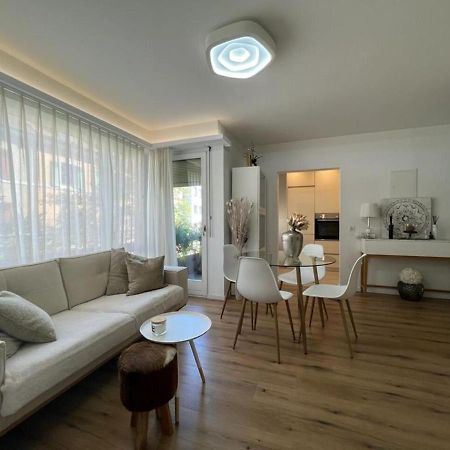 Stylish 1-Bedroom Condo Close To Exhibition Square Bazel Buitenkant foto